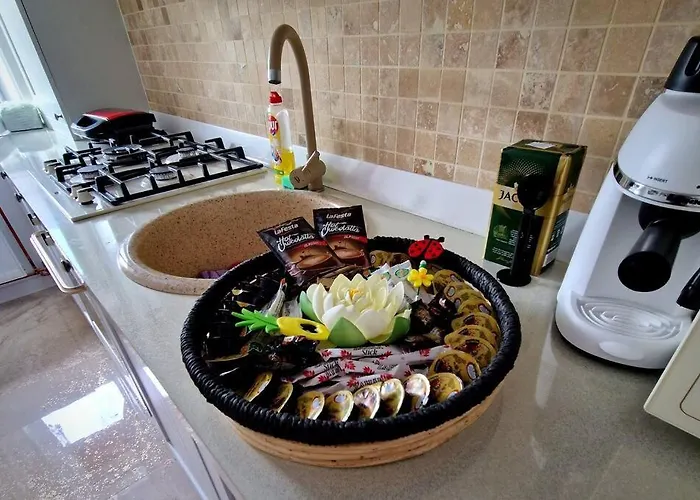 Forest Intimate Hideaway - Sub Padure Love Nest *