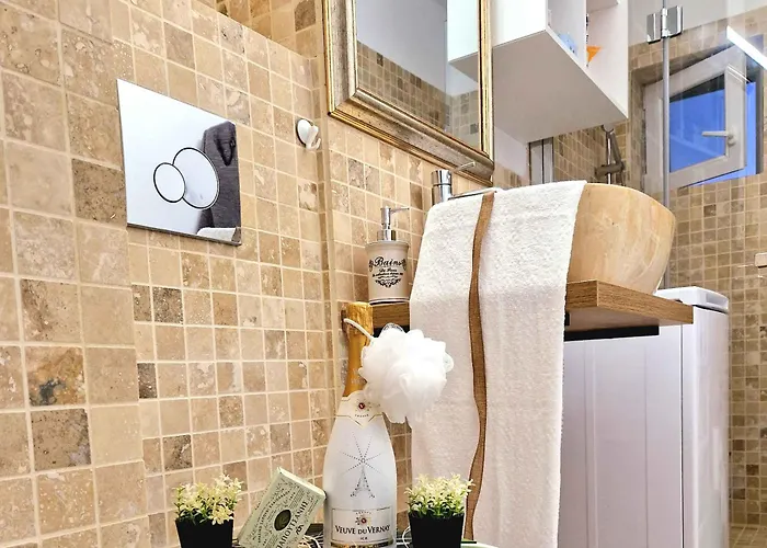 Forest Intimate Hideaway - Sub Padure Love Nest *